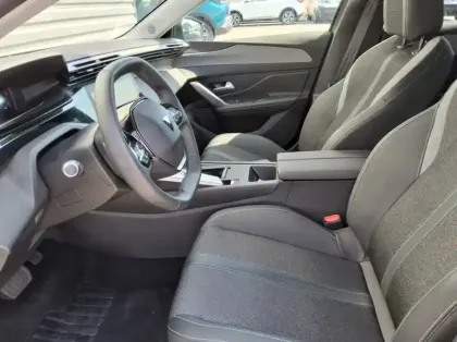 Photo 10 Peugeot 308 Hybrid 145 e-DCS6 Allure