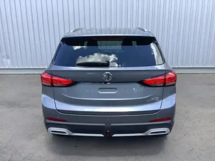 Photo 5 Mg ZS Nouveau 1.5 L Hybrid+ 197 ch Luxury