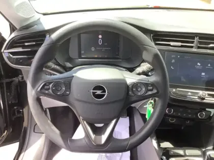 Photo 17 Opel Corsa Nouvelle 1.2 Turbo 100 ch Edition