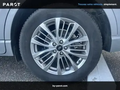 Photo 13 Ford Kuga 2.5 Duratec 190ch FHEV Vignale BVA i-AWD
