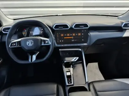 Photo 12 Mg ZS Nouveau 1.5 L Hybrid+ 197 ch Luxury