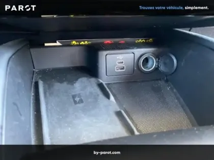 Photo 21 Ford Kuga 2.5 Duratec 180ch Hybrid FlexiFuel Titanium Business Powershift