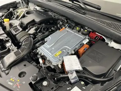 Photo 24 Renault Captur E-Tech full hybrid 145 Techno fast track 5p
