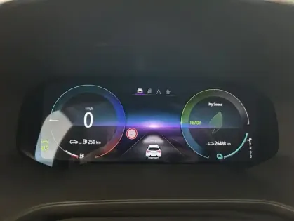 Photo 16 Renault Captur E-Tech full hybrid 145 Techno fast track 5p