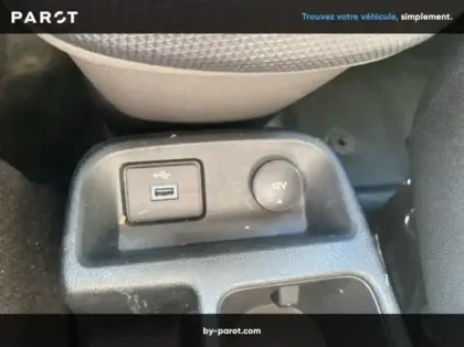 Photo 21 Ford Transit Connect Fourgonnette L2 1.0E 100ch E85 Trend