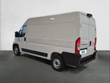 Photo 6 Peugeot Boxer  FGN TOLE 3.3 T DIESEL L2H2 140 CH MANUELLE