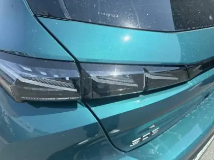 Photo 16 Peugeot 308  Hybrid 145 e-DCS6