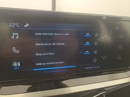 Photo 38 Peugeot 2008  Hybrid 145 e-DCS6
