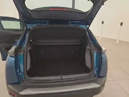 Photo 5 Peugeot 2008  Hybrid 145 e-DCS6