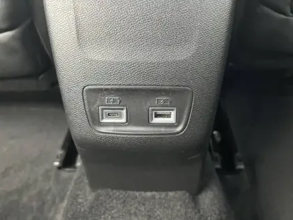 Photo 40 Peugeot 2008  PureTech 130 S&S EAT8