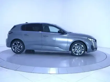 Photo 23 Peugeot 308  Hybrid 145 e-DCS6