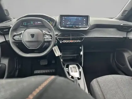 Photo 7 Peugeot 2008  Hybrid 110 e-DCS6