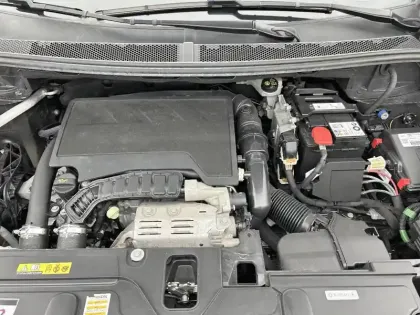 Photo 30 Peugeot 3008  Puretech 130ch S&S EAT8