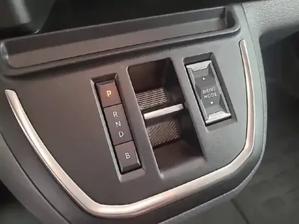 Photo 13 Peugeot Expert  FGN TOLE STANDARD ELECTRIQUE 75KWH 136