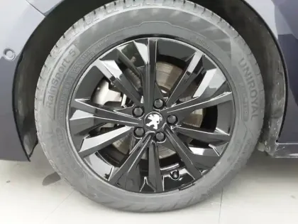 Photo 13 Peugeot 508  Hybrid 225 e-EAT8