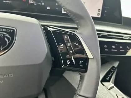 Photo 19 Peugeot 3008  Hybrid 145 e-DCS6