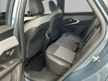 Photo 11 Peugeot 3008  Hybrid 145 e-DCS6