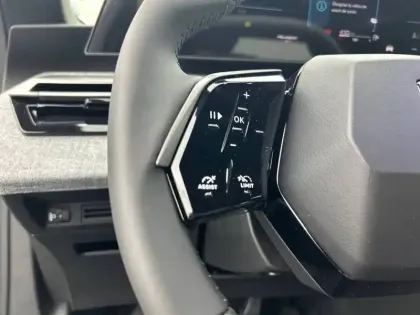 Photo 18 Peugeot 3008  Hybrid 145 e-DCS6