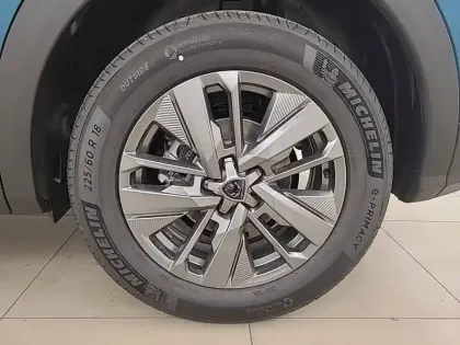 Photo 12 Peugeot 3008  Hybrid 145 e-DCS6