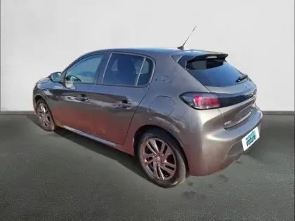 Photo 31 Peugeot 208  PureTech 100 S&S BVM6