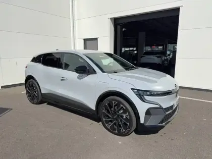 Photo 6 Renault Megane  E-Tech 220 ch autonomie confort