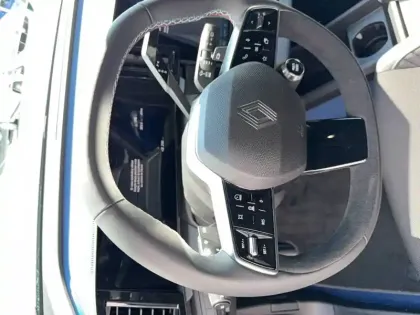 Photo 14 Renault Megane  E-Tech 220 ch autonomie confort
