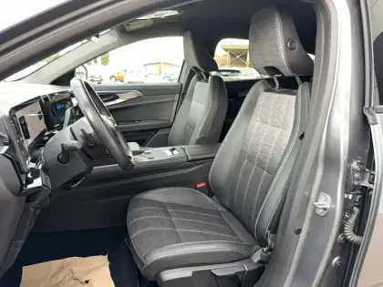 Photo 20 Renault Austral  E-Tech hybrid 200