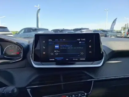 Photo 17 Peugeot 2008  PureTech 100 S&S BVM6
