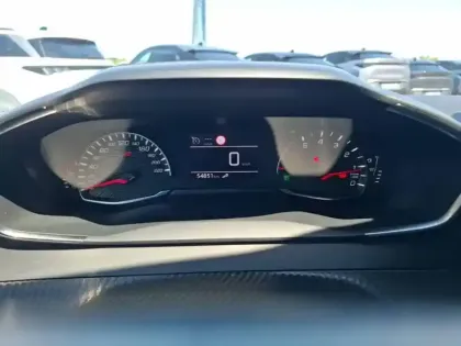 Photo 9 Peugeot 2008  PureTech 100 S&S BVM6
