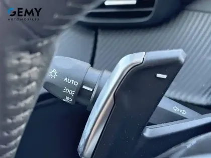 Photo 18 Peugeot 208  Hybrid 110 ch e-DCS6