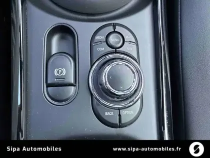 Photo 34 Mini Mini Clubman Cooper S 178 ch DKG7
