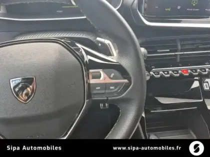 Photo 27 Peugeot 2008  PureTech 130 S&S EAT8