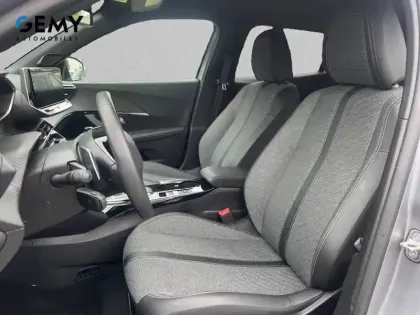 Photo 8 Peugeot 2008  Hybrid 145 e-DCS6