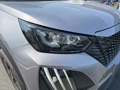 Photo 14 Peugeot 2008  Hybrid 110 e-DCS6