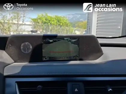 Photo 15 Lexus UX  250h 4WD