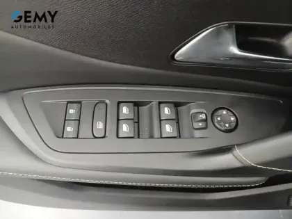 Photo 11 Peugeot 308  PHEV 225 e-EAT8
