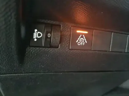 Photo 48 Peugeot 208  Electrique 50 kWh 136ch
