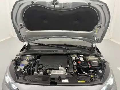 Photo 20 Peugeot 208  PureTech 100 S&S BVM6