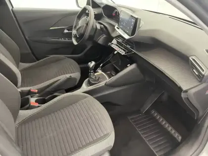 Photo 30 Peugeot 208  PureTech 100 S&S BVM6