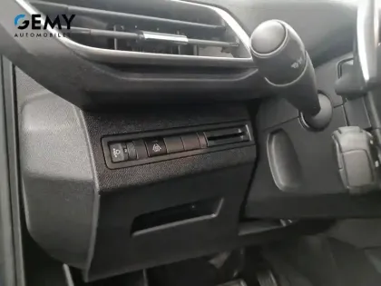Photo 16 Peugeot 5008  PureTech 130ch S&S EAT8
