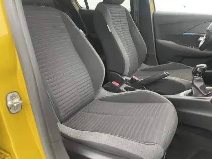 Photo 31 Peugeot 208  PureTech 75 S&S BVM5