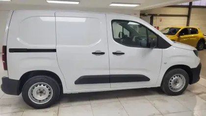 Photo 16 Citroën Berlingo  - Fourgon M Diesel 100 ch Manuelle