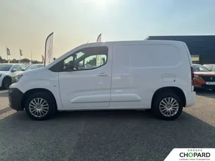 Photo 30 Peugeot Partner  FOURGON STANDARD 650 KG BLUEHDI 100 S&S BVM6