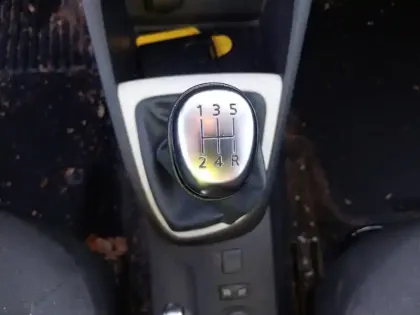Photo 20 Renault Captur  TCe 90 - 19