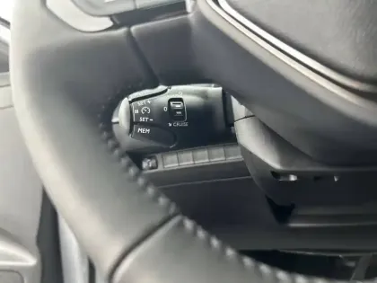 Photo 38 Peugeot 208  Hybrid 110 ch e-DCS6