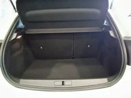 Photo 18 Peugeot 208  Hybrid 110 ch e-DCS6