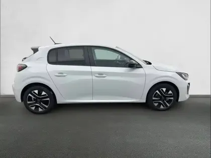 Photo 23 Peugeot 208  Hybrid 110 ch e-DCS6