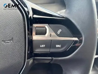 Photo 20 Peugeot 2008  PureTech 100 S&S BVM6