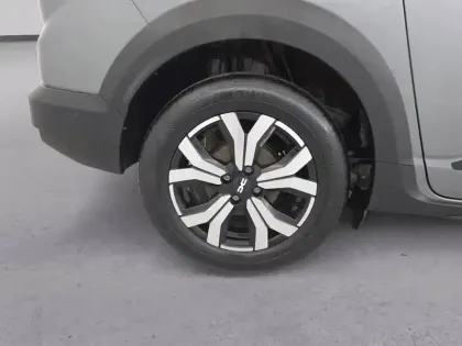 Photo 317 Dacia Jogger  Hybrid 140 7 places