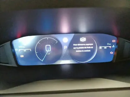 Photo 9 Peugeot 208  Hybrid 145 ch e-DCS6